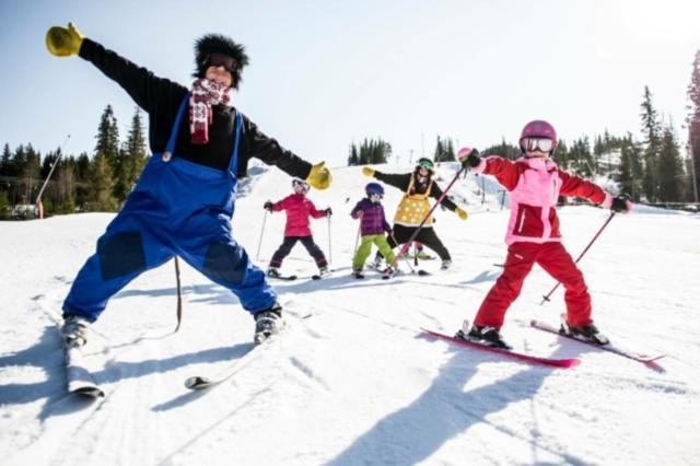 Stuga Saelen Klaeppen 5 Baeddar Uthyres Veckovis Soendag - Soendag Buitenkant foto